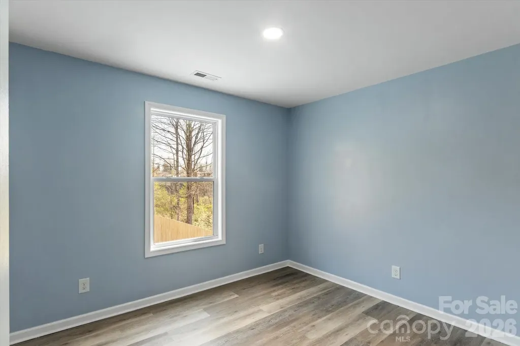 84 Poplar Street Brevard NC 28712