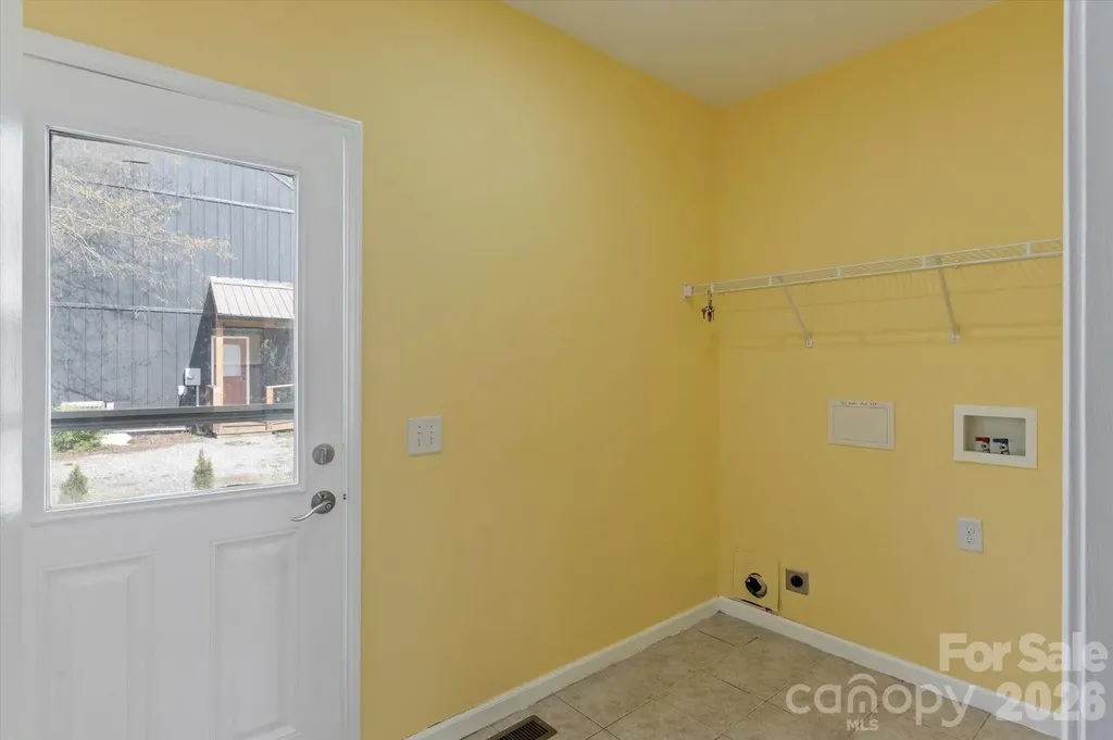 84 Poplar Street Brevard NC 28712