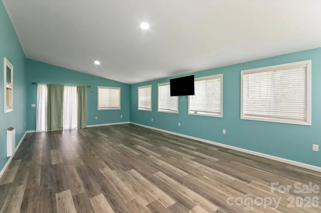 84 Poplar Street Brevard NC 28712