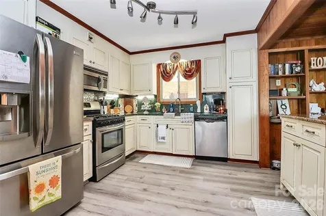 160 Quail Hollow Drive Kings Mountain NC 28086