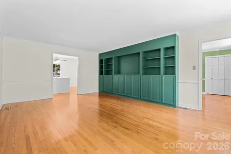 3132 Stoney Brook Drive Lenoir NC 28645
