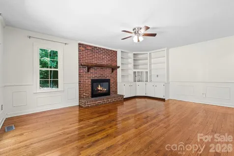 3132 Stoney Brook Drive Lenoir NC 28645