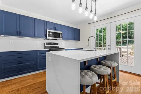 3132 Stoney Brook Drive Lenoir NC 28645