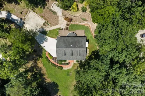 3132 Stoney Brook Drive Lenoir NC 28645