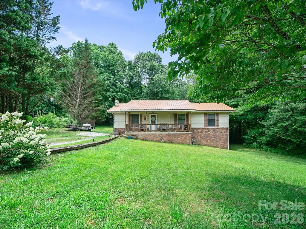 115 Hollifield Street Spruce Pine NC 28777