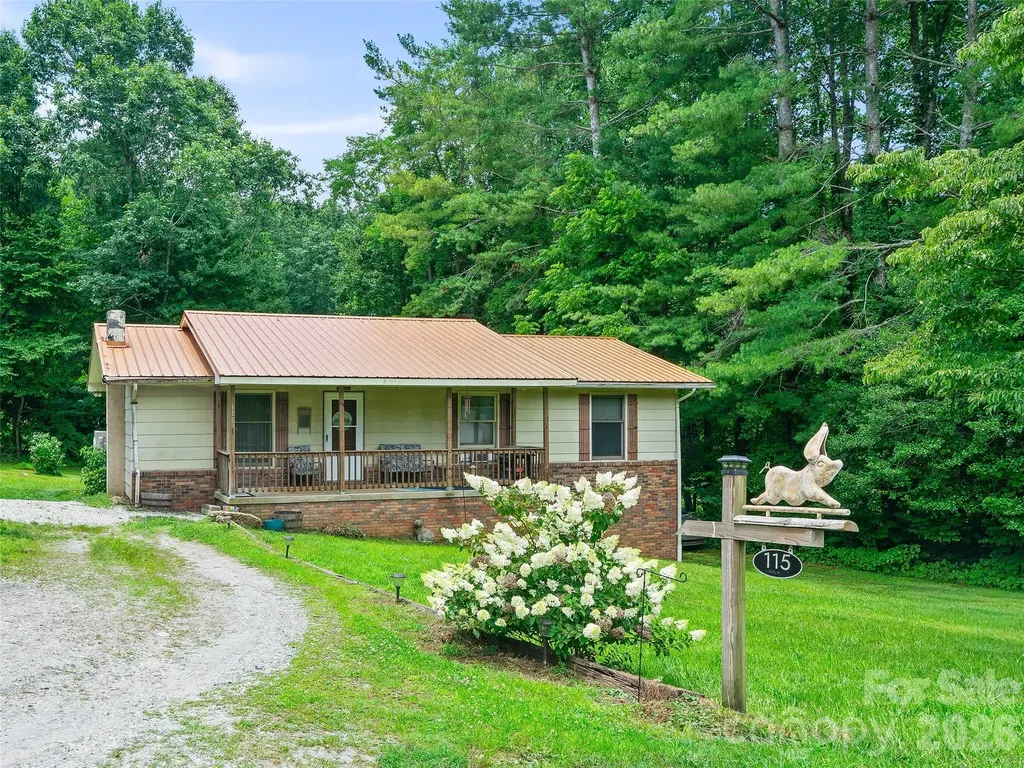 115 Hollifield Street Spruce Pine NC 28777