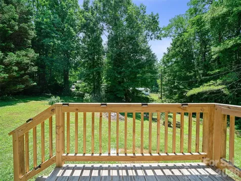 115 Hollifield Street Spruce Pine NC 28777
