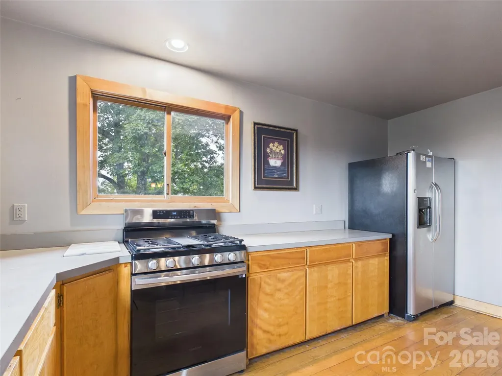 7904 Pinnacle Wind Lane Lenoir NC 28645