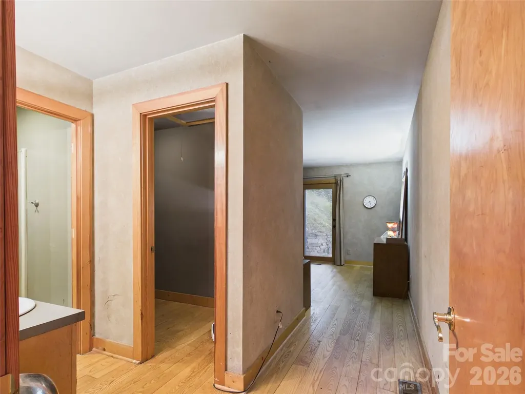 7904 Pinnacle Wind Lane Lenoir NC 28645