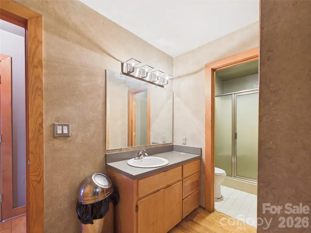 7904 Pinnacle Wind Lane Lenoir NC 28645