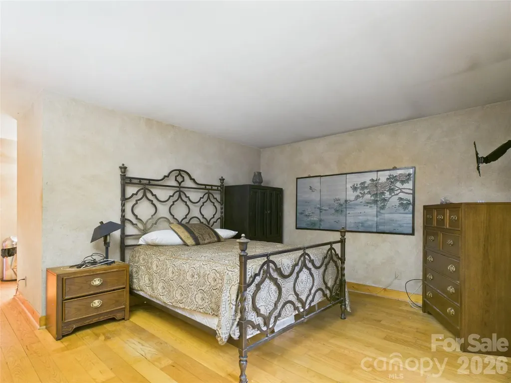 7904 Pinnacle Wind Lane Lenoir NC 28645
