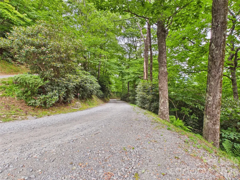 7904 Pinnacle Wind Lane Lenoir NC 28645