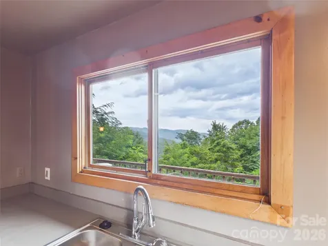 7904 Pinnacle Wind Lane Lenoir NC 28645