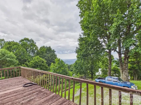 7904 Pinnacle Wind Lane Lenoir NC 28645