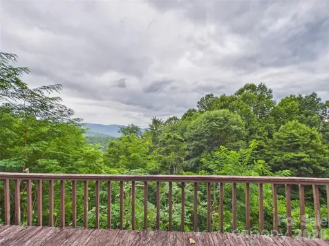 7904 Pinnacle Wind Lane Lenoir NC 28645