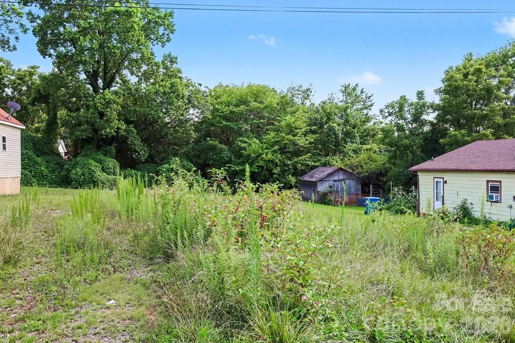 207 Mill Street Morganton NC 28655