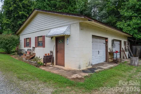 3323 Sadler Road Alexis NC 28006