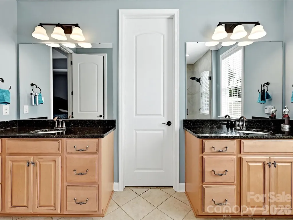 12902 Blakemore Avenue Huntersville NC 28078