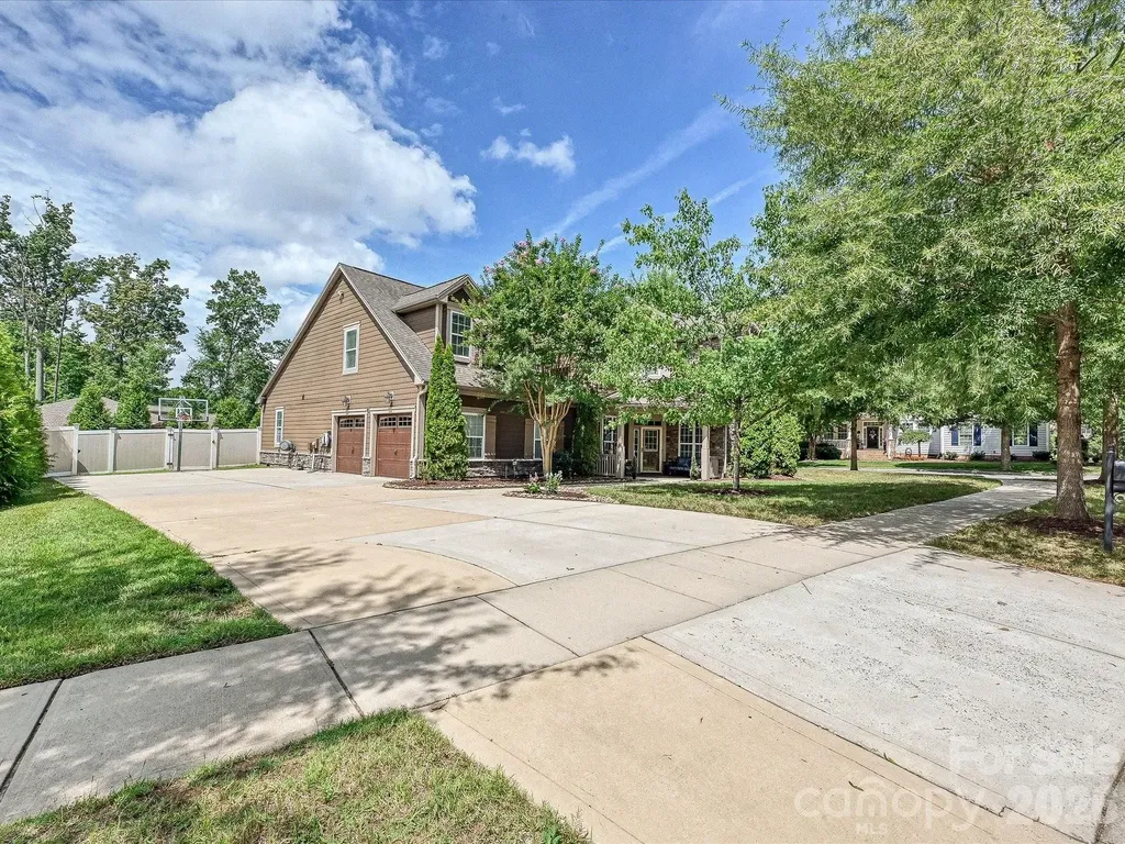 12902 Blakemore Avenue Huntersville NC 28078
