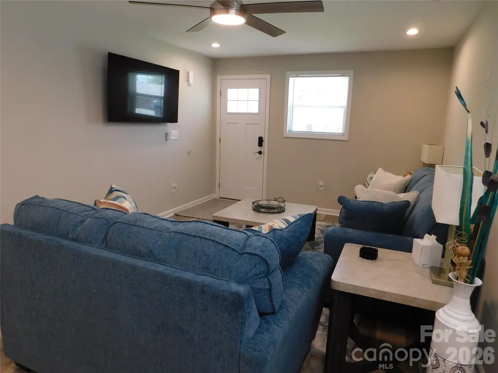109 W Poplar Street W Stanley NC 28164
