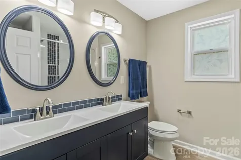 109 W Poplar Street W Stanley NC 28164