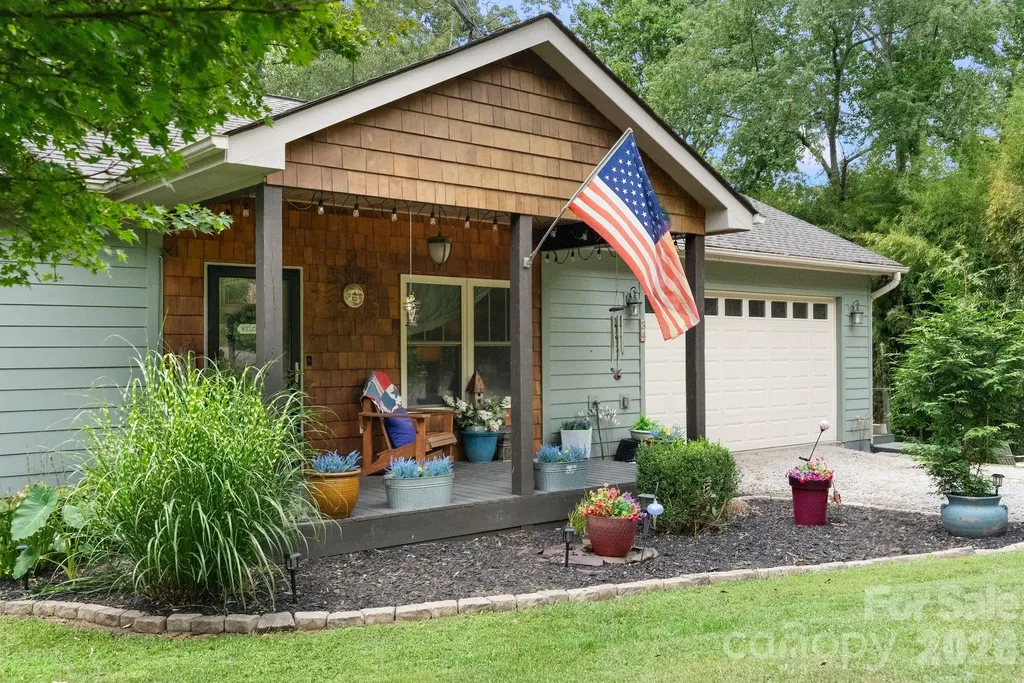 34 Grandview Court Asheville NC 28806