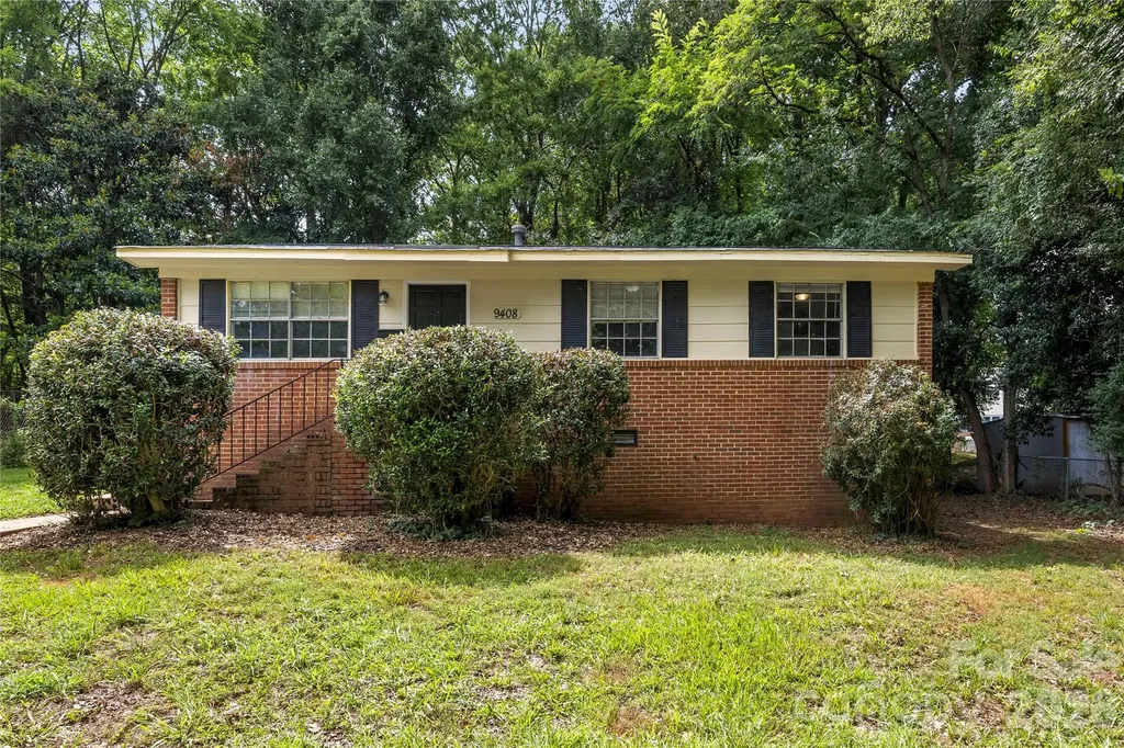9408 Spruce Pine Place Charlotte NC 28210