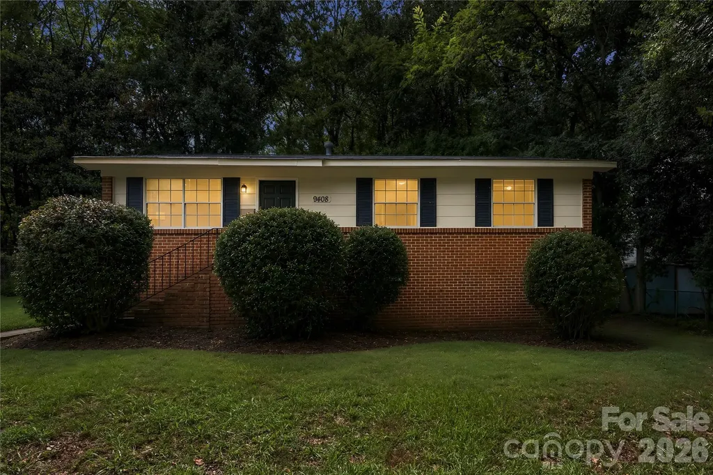9408 Spruce Pine Place Charlotte NC 28210