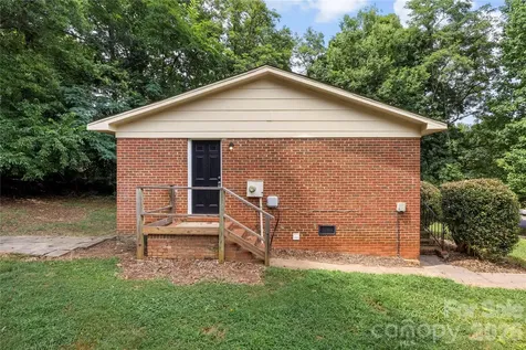 9408 Spruce Pine Place Charlotte NC 28210
