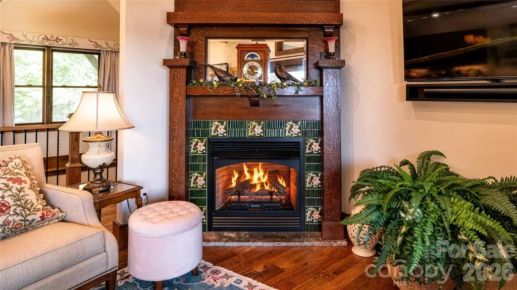 111 Lookout Point Nebo NC 28761