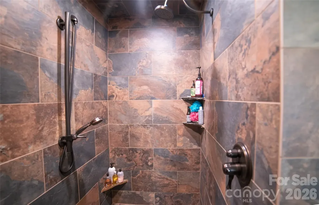 111 Lookout Point Nebo NC 28761