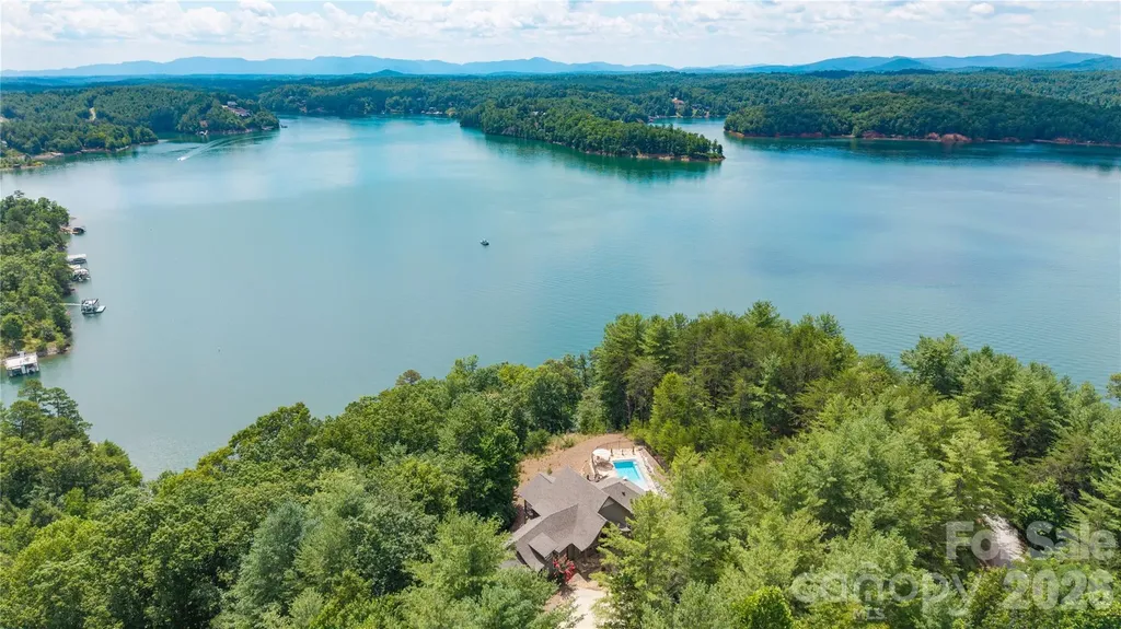111 Lookout Point Nebo NC 28761