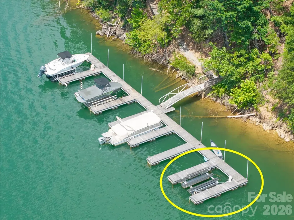 111 Lookout Point Nebo NC 28761