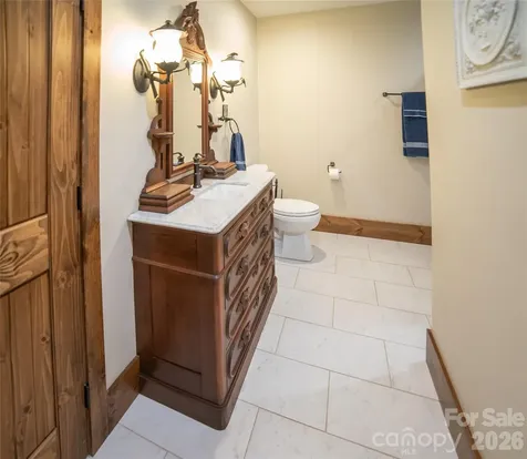 111 Lookout Point Nebo NC 28761