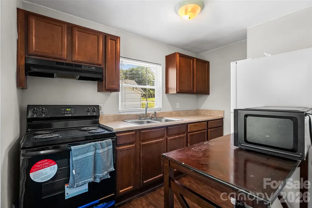 1821 Remount Road Charlotte NC 28208