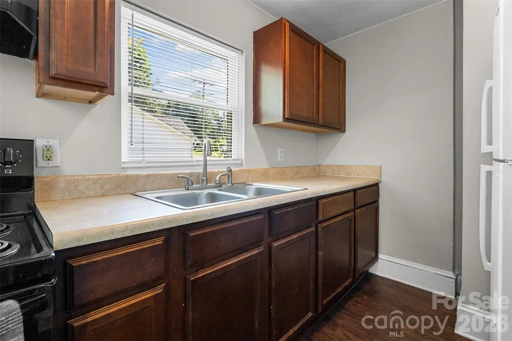 1821 Remount Road Charlotte NC 28208