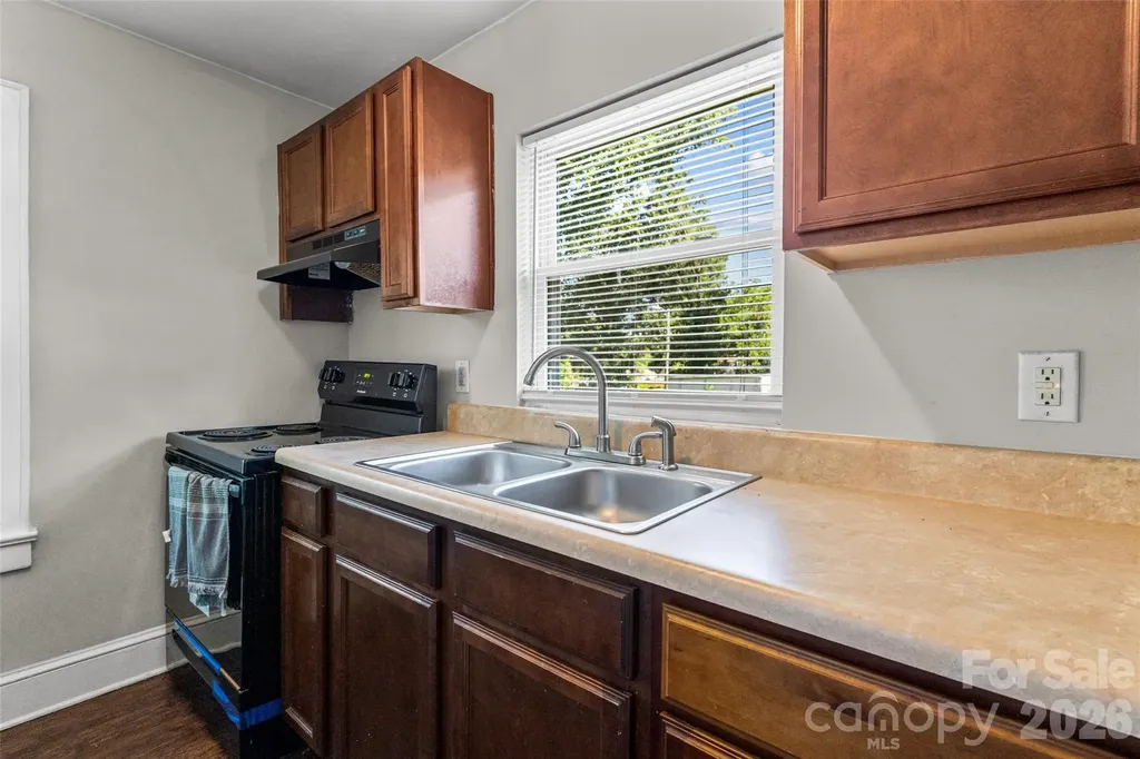 1821 Remount Road Charlotte NC 28208