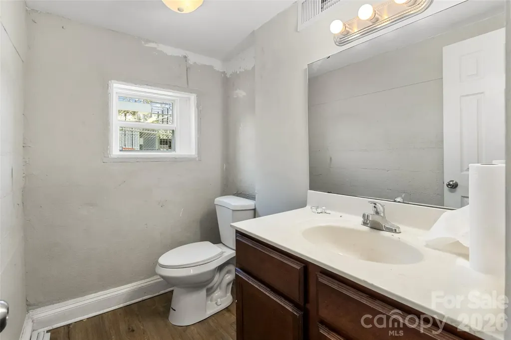 1821 Remount Road Charlotte NC 28208