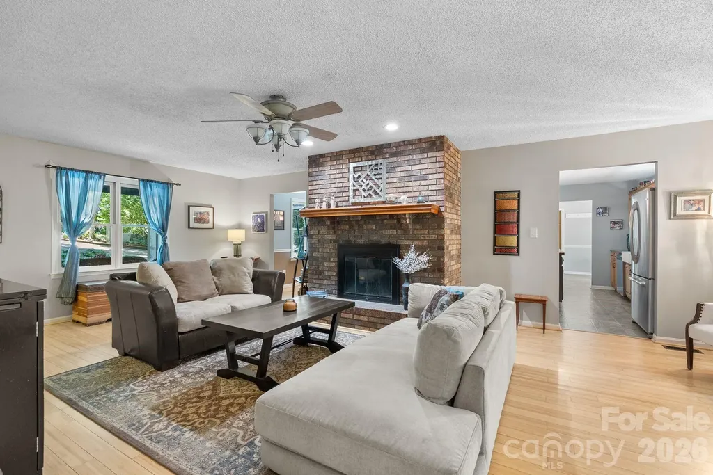 15 Forest Ridge Lane Weaverville NC 28787