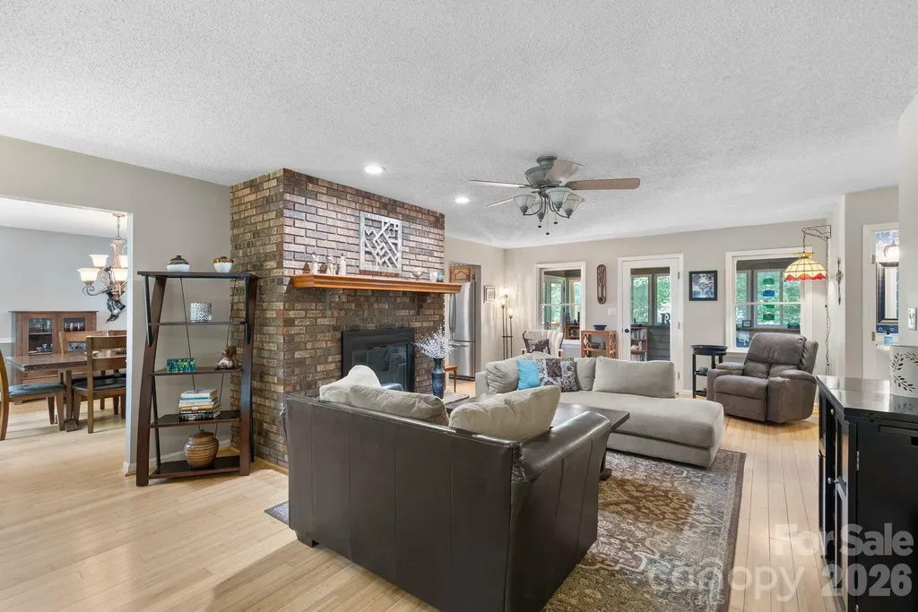 15 Forest Ridge Lane Weaverville NC 28787