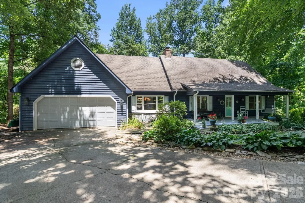 15 Forest Ridge Lane Weaverville NC 28787
