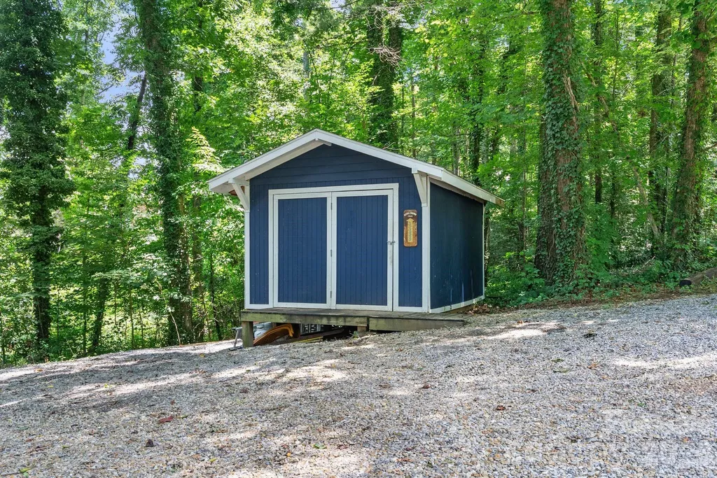 15 Forest Ridge Lane Weaverville NC 28787