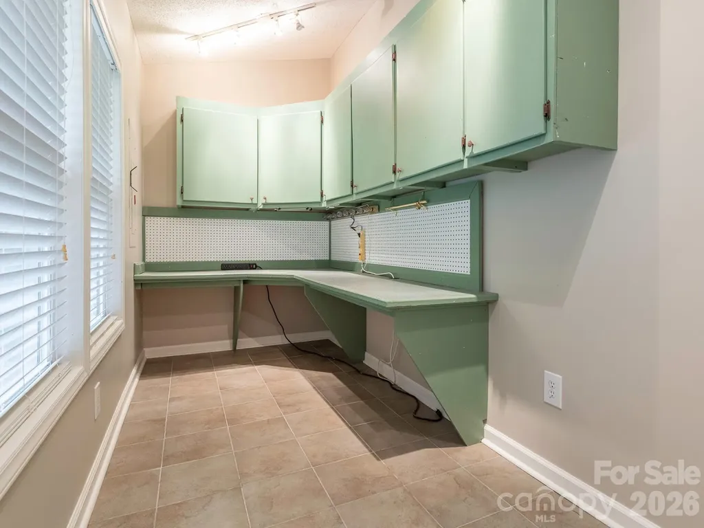 1005 Kenilworth Court NW Concord NC 28027
