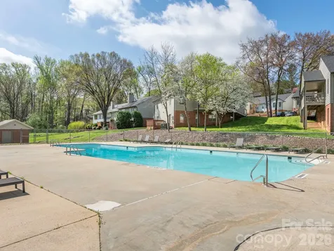 1005 Kenilworth Court NW Concord NC 28027