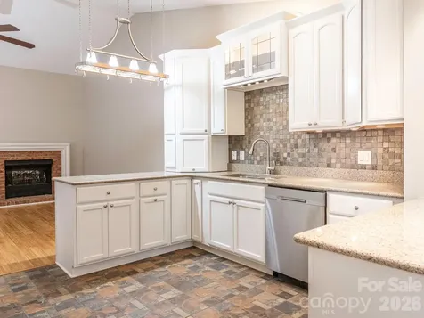 1005 Kenilworth Court NW Concord NC 28027