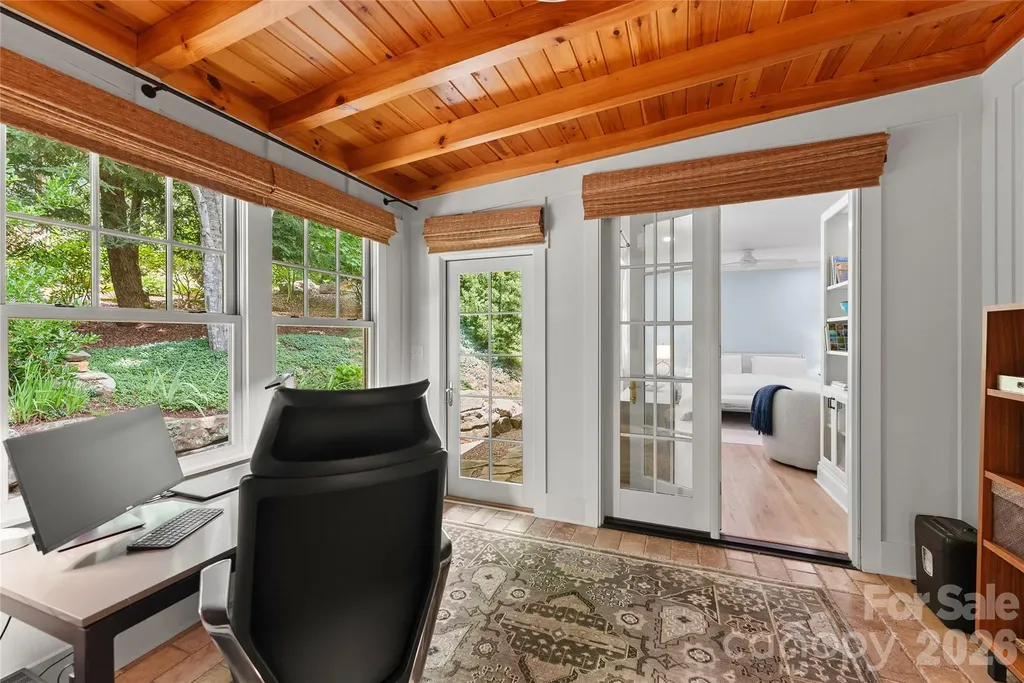 38 Cheshire Drive Black Mountain NC 28711