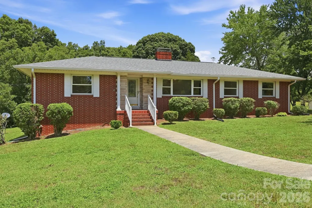 811 E 22nd Street Kannapolis NC 28083