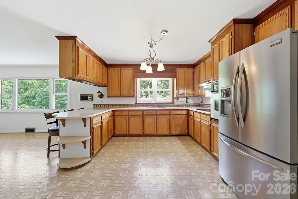 811 E 22nd Street Kannapolis NC 28083