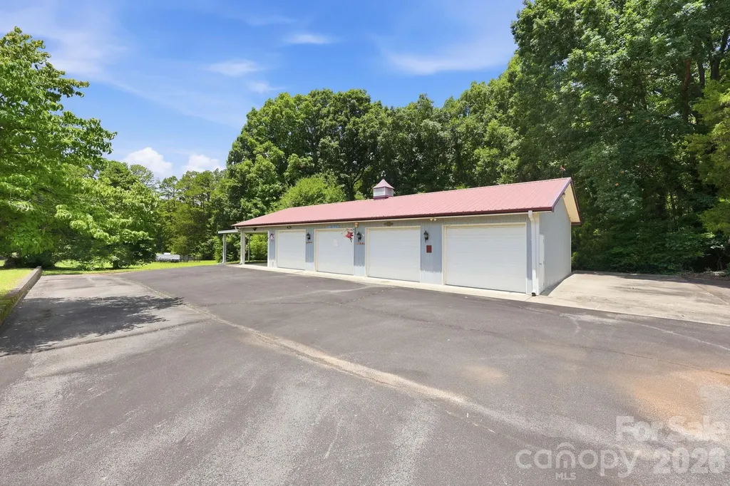 811 E 22nd Street Kannapolis NC 28083