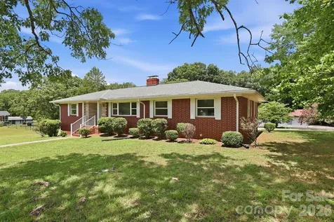811 E 22nd Street Kannapolis NC 28083